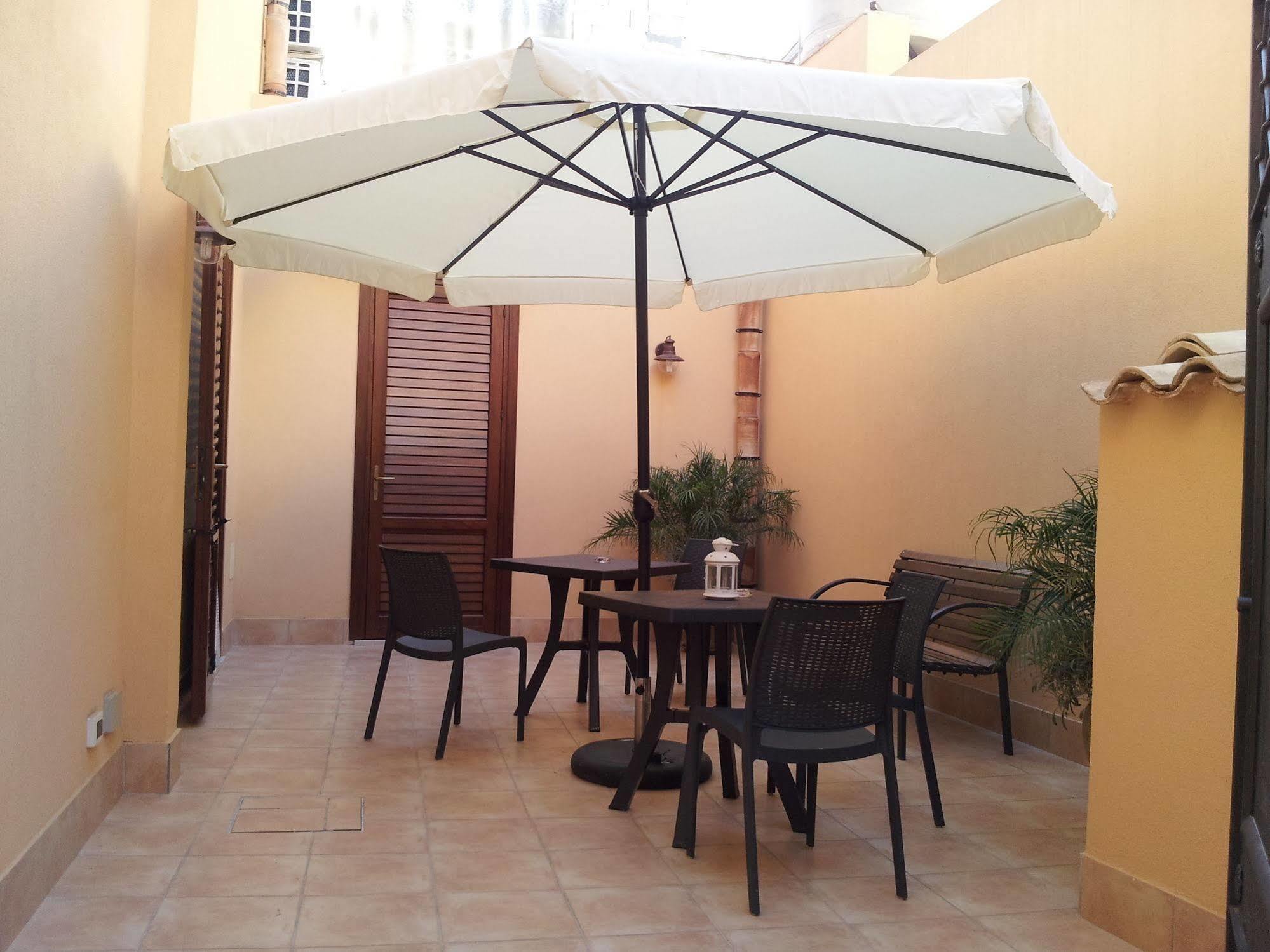 I Tramonti Sul Mare Bed & Breakfast Marsala Dış mekan fotoğraf